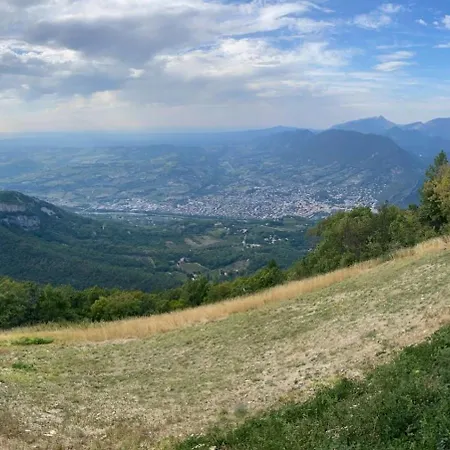 Vakantiehuis De Charme 4p Avec Piscine Et Au Calme Mirabel-aux-Baronnies